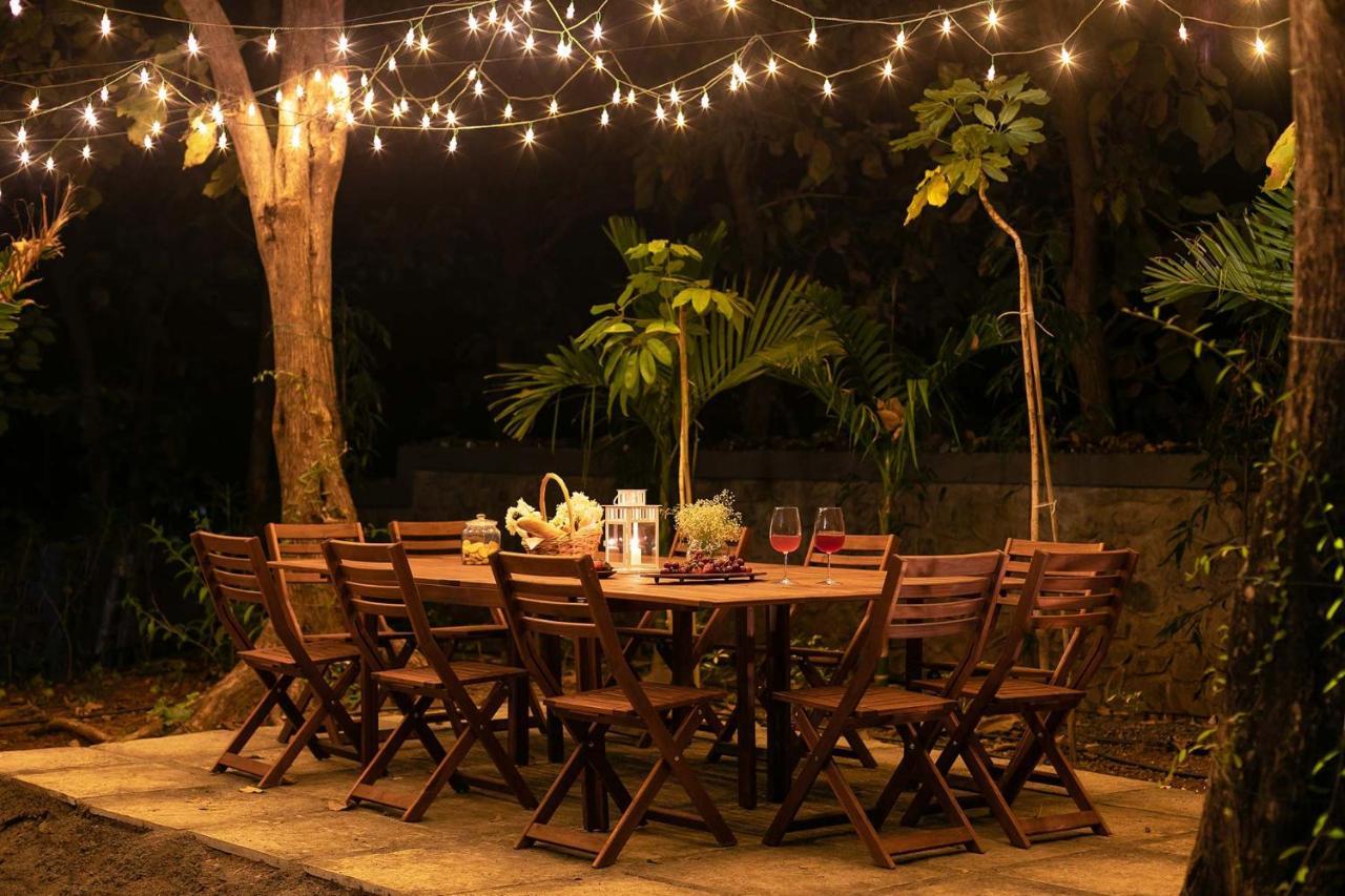 Stayvista At The Charcoal Villa Luxury Collection Alibag Bagian luar foto