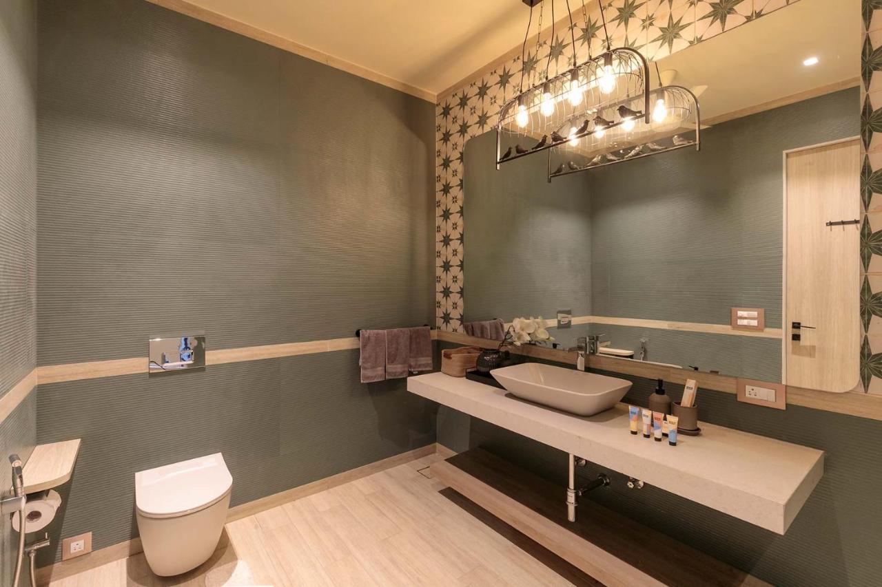 Stayvista At The Charcoal Villa Luxury Collection Alibag Bagian luar foto