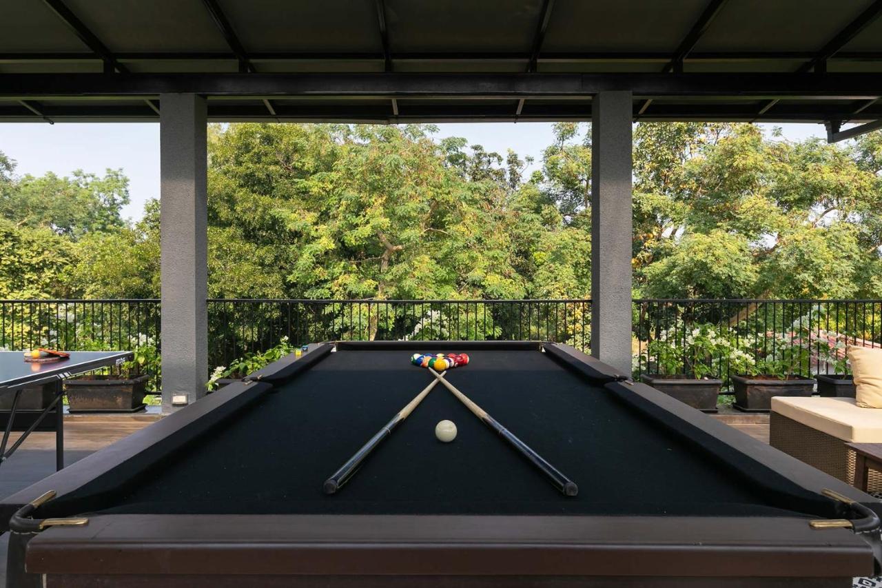 Stayvista At The Charcoal Villa Luxury Collection Alibag Bagian luar foto